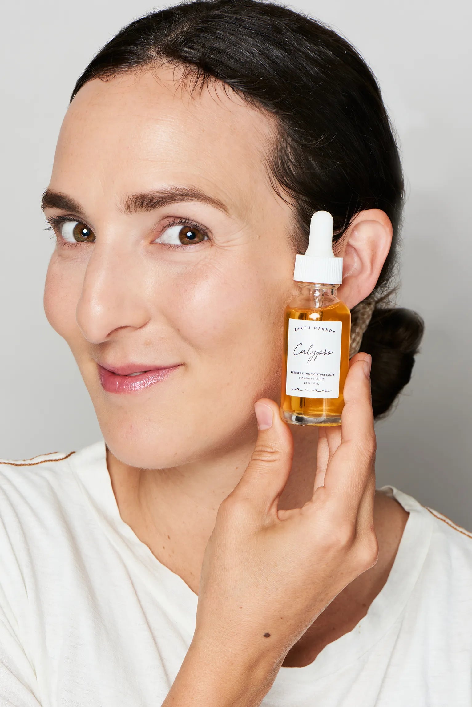 Calypso-ModelShot-30ml.webp